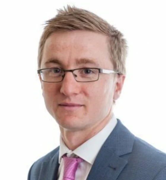 Headshot of Alex Shreeve