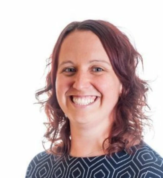 Headshot of Amy Ennis