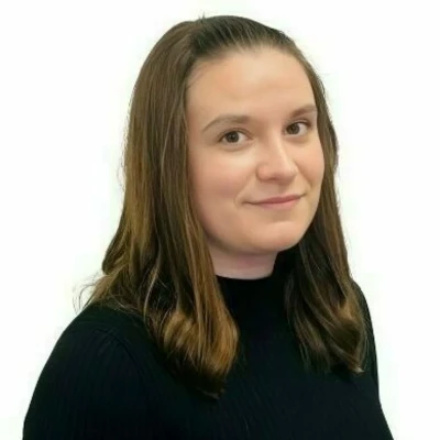 Headshot of Chloe Lynaugh