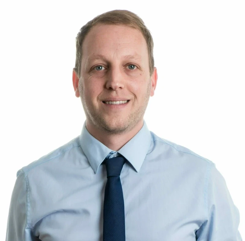 Headshot of David Tomblin