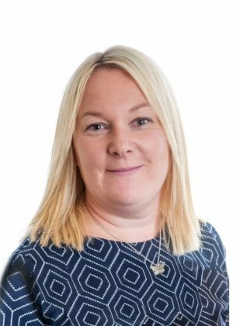 Headshot of Joanne Walker