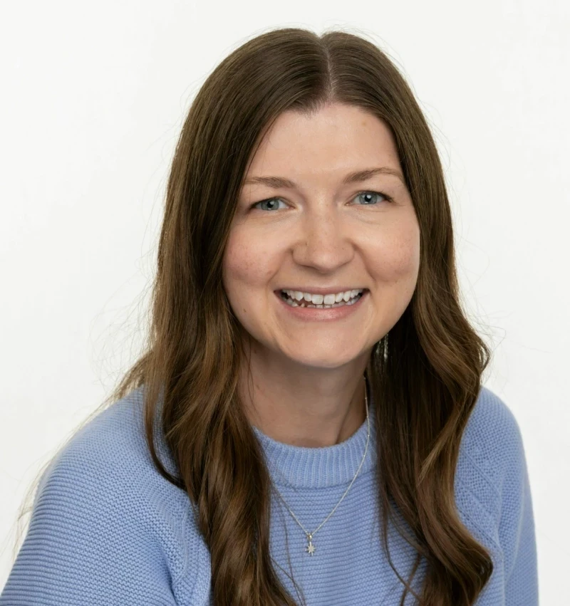 Headshot of Laura Bingham