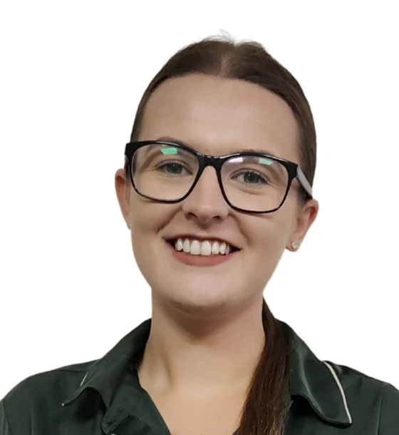 Headshot of Lauren-Chelsie Kuhl