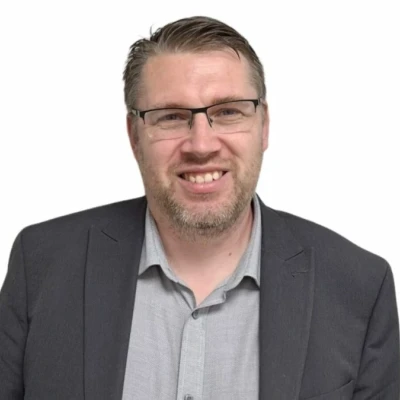 Headshot of Matthew Johnson