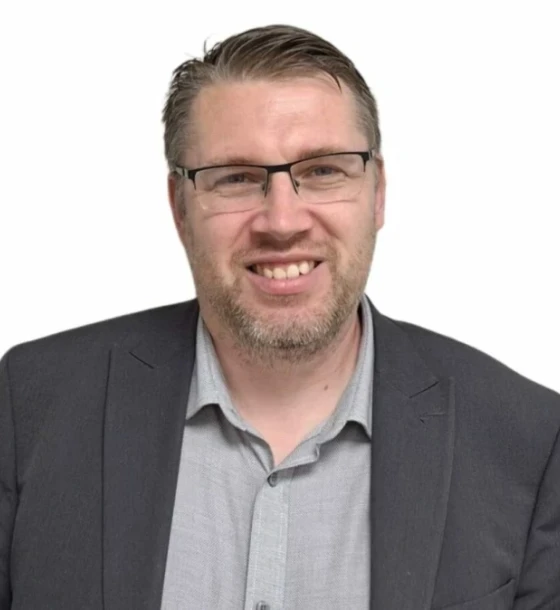 Headshot of Matthew Johnson