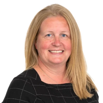 Headshot of Toni Beecroft